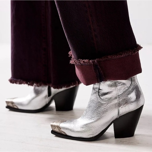 Free People Brayden Metallic Leather Metal Toe Western Cowboy Boots Booties 8.5 - Picture 3 of 16
